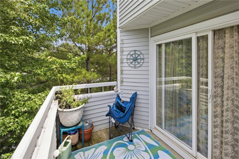 Photo 25 of 44 residential for sale in Virginia Beach virginia