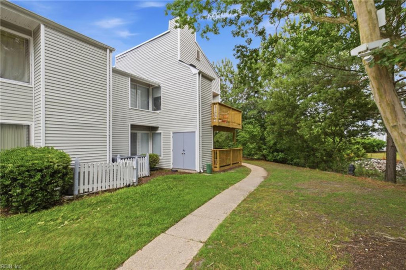 Photo 43 of 44 residential for sale in Virginia Beach virginia