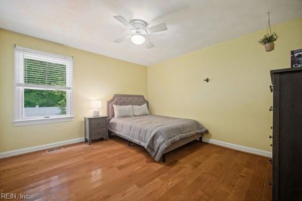 Photo 19 of 42 residential for sale in Chesapeake virginia