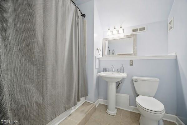 Photo 27 of 42 residential for sale in Chesapeake virginia