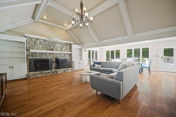 Photo 8 of 42 residential for sale in Chesapeake virginia