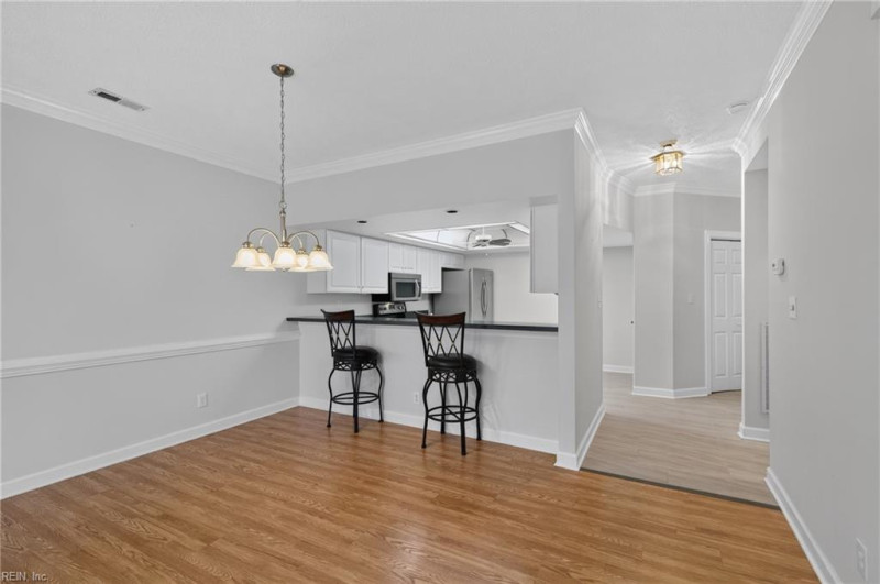 Photo 13 of 44 residential for sale in Hampton virginia