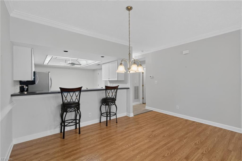 Photo 14 of 44 residential for sale in Hampton virginia