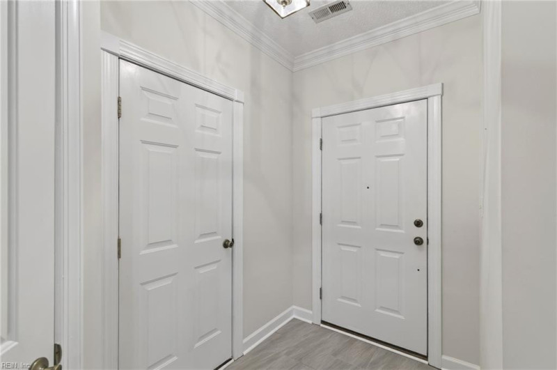 Photo 27 of 44 residential for sale in Hampton virginia