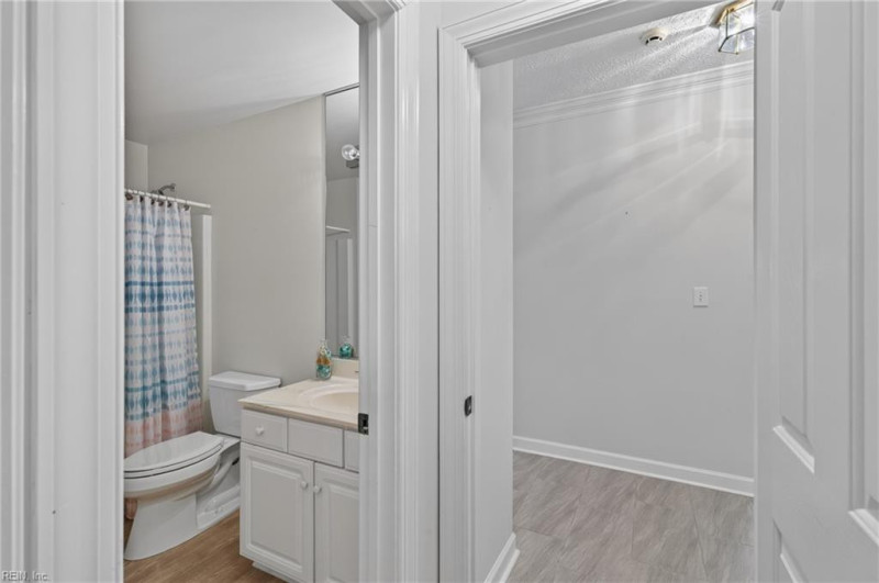 Photo 28 of 44 residential for sale in Hampton virginia