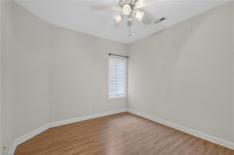 Photo 31 of 44 residential for sale in Hampton virginia