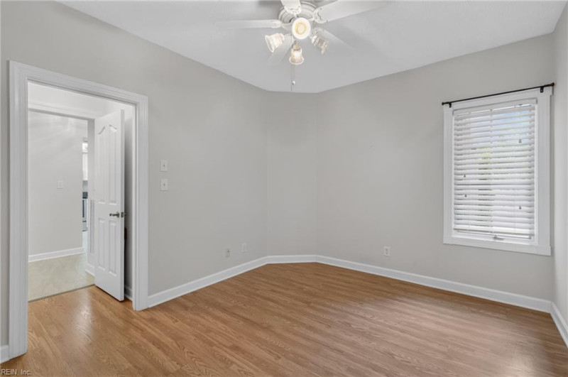Photo 32 of 44 residential for sale in Hampton virginia