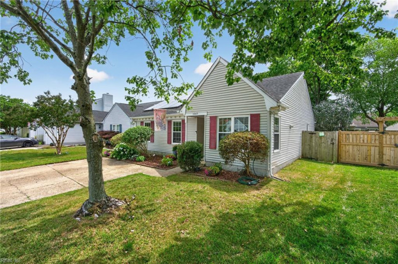Photo 1 of 30 residential for sale in Virginia Beach virginia Photo 1 of 30 residential for sale in Virginia Beach virginia