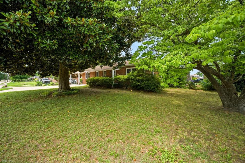 Photo 22 of 36 residential for sale in Hampton virginia