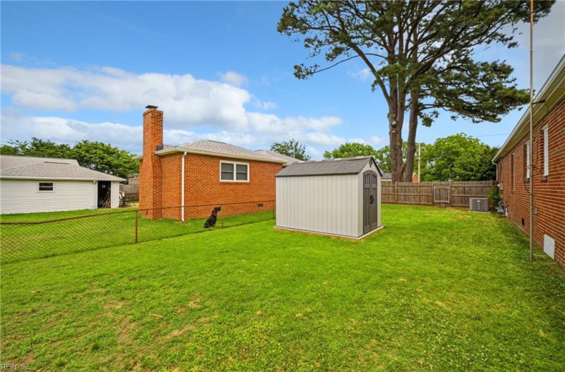 Photo 25 of 36 residential for sale in Hampton virginia