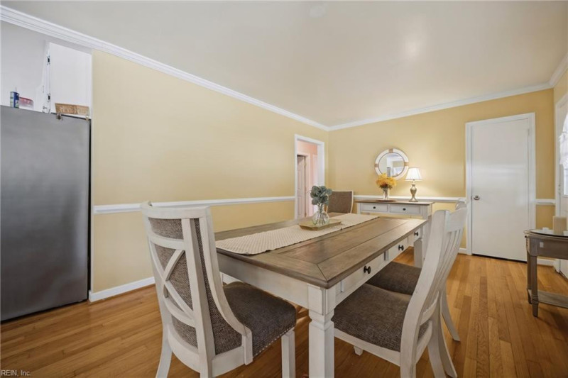 Photo 9 of 36 residential for sale in Hampton virginia