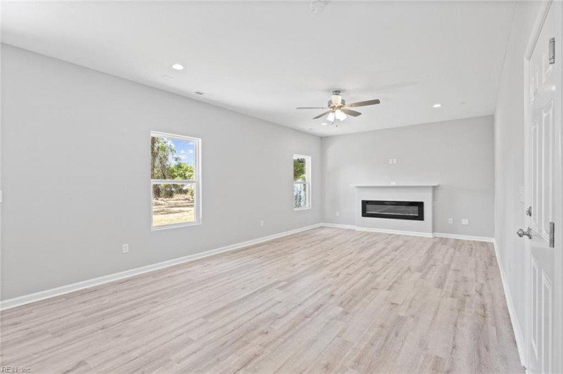 Photo 10 of 28 residential for sale in Norfolk virginia