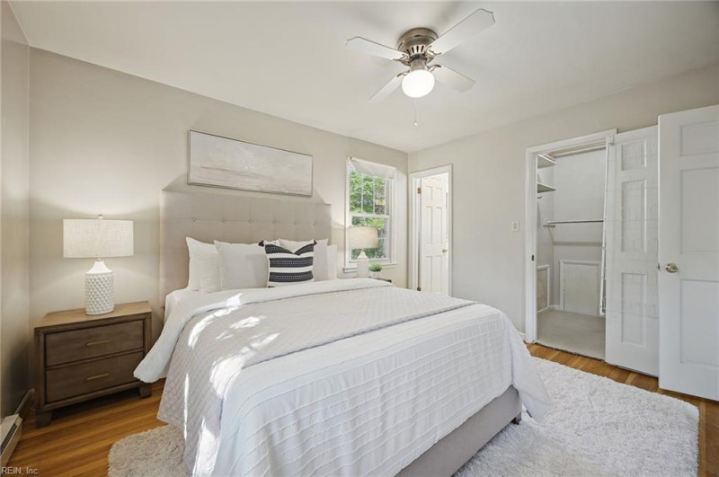 Photo 21 of 49 residential for sale in Portsmouth virginia