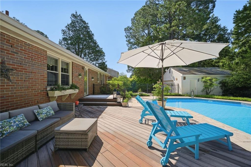 Photo 30 of 49 residential for sale in Portsmouth virginia