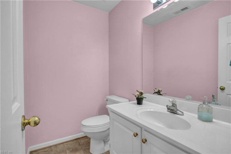 Photo 18 of 30 residential for sale in Chesapeake virginia Photo 18 of 30 residential for sale in Chesapeake virginia