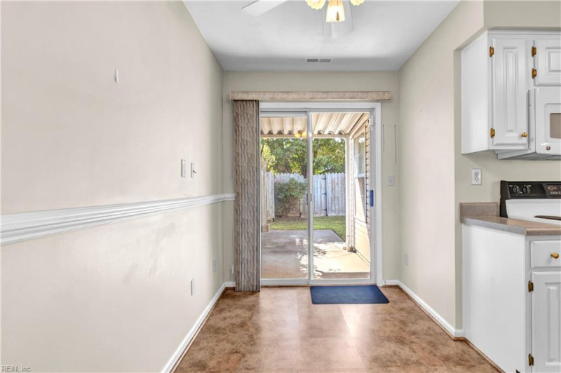 Photo 6 of 30 residential for sale in Chesapeake virginia Photo 6 of 30 residential for sale in Chesapeake virginia