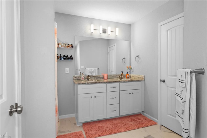 Photo 20 of 30 residential for sale in Suffolk virginia