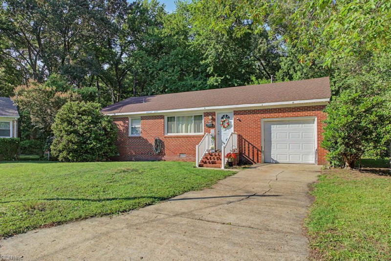 Photo 1 of 32 residential for sale in Hampton virginia Photo 1 of 32 residential for sale in Hampton virginia