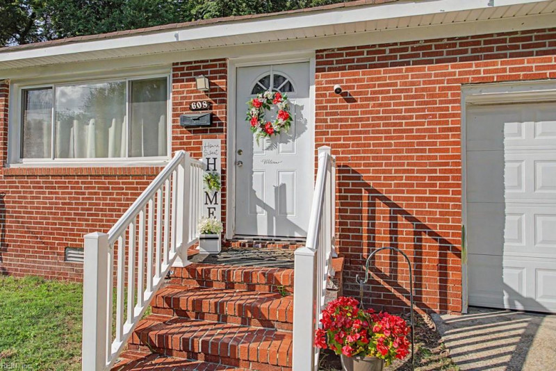 Photo 2 of 32 residential for sale in Hampton virginia Photo 2 of 32 residential for sale in Hampton virginia