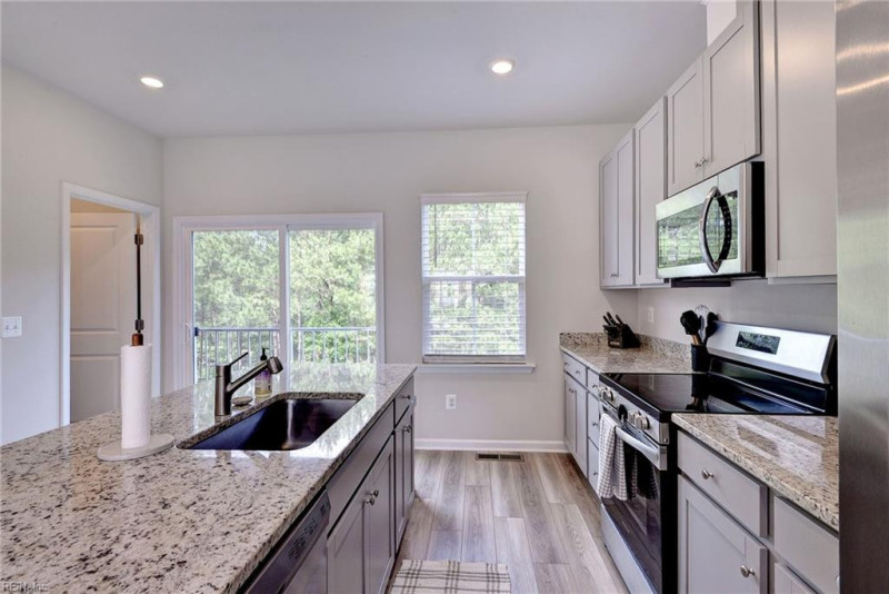 Photo 10 of 34 residential for sale in New Kent County virginia