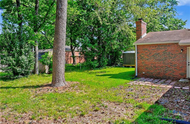 Photo 31 of 33 residential for sale in Chesapeake virginia