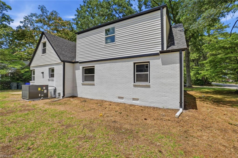 Photo 33 of 35 residential for sale in Norfolk virginia Photo 33 of 35 residential for sale in Norfolk virginia