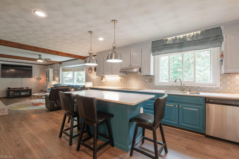 Photo 23 of 39 residential for sale in Chesterfield County virginia