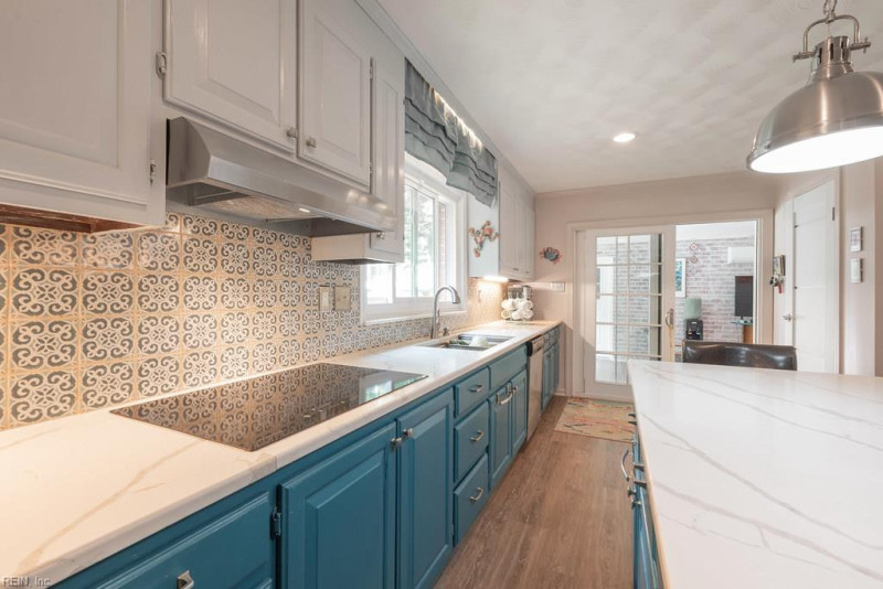Photo 25 of 39 residential for sale in Chesterfield County virginia
