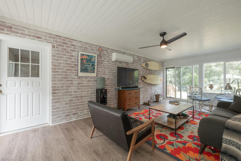 Photo 28 of 39 residential for sale in Chesterfield County virginia