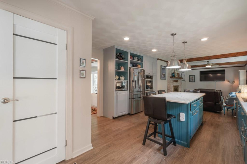 Photo 5 of 39 residential for sale in Chesterfield County virginia