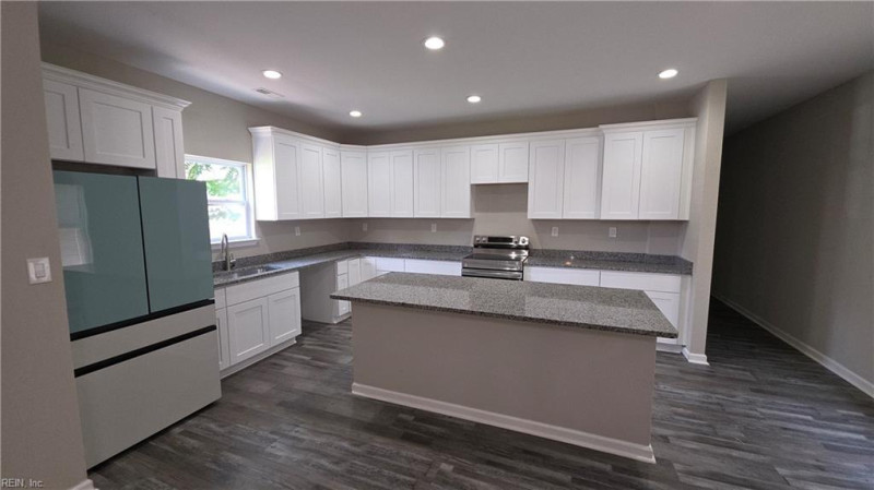 Photo 8 of 19 residential for sale in Norfolk virginia