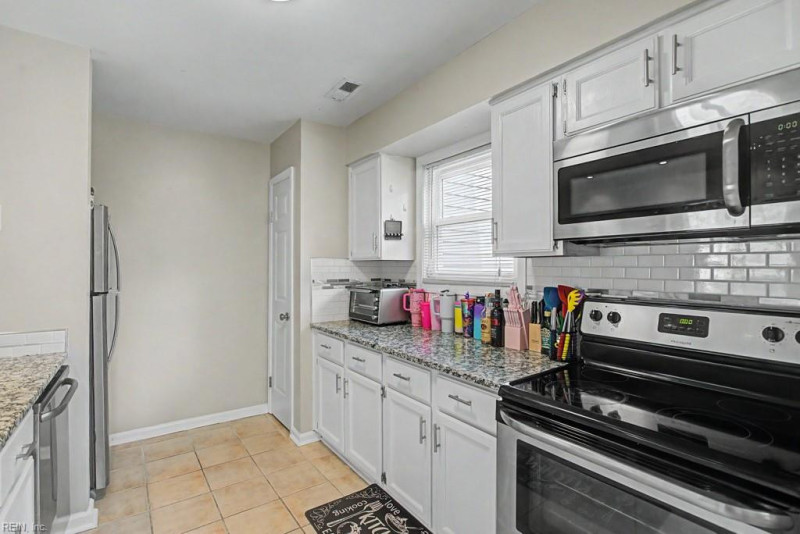 Photo 3 of 21 residential for sale in Hampton virginia