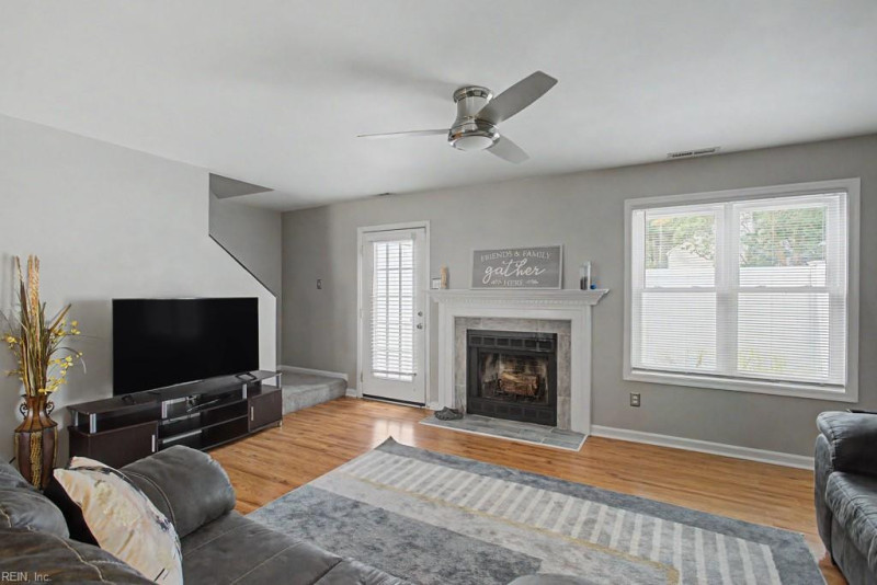 Photo 8 of 21 residential for sale in Hampton virginia