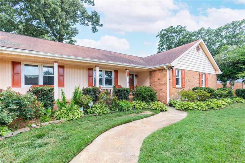 Photo 2 of 46 residential for sale in Chesapeake virginia Photo 2 of 46 residential for sale in Chesapeake virginia