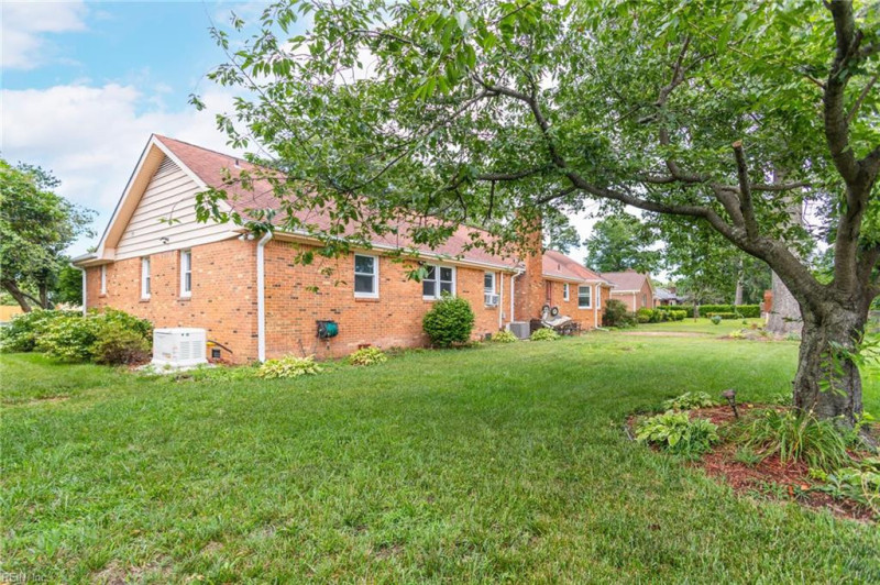 Photo 44 of 46 residential for sale in Chesapeake virginia Photo 44 of 46 residential for sale in Chesapeake virginia