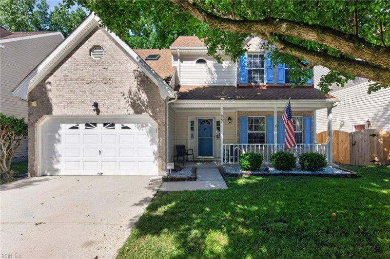 Photo 3 of 32 residential for sale in Chesapeake virginia