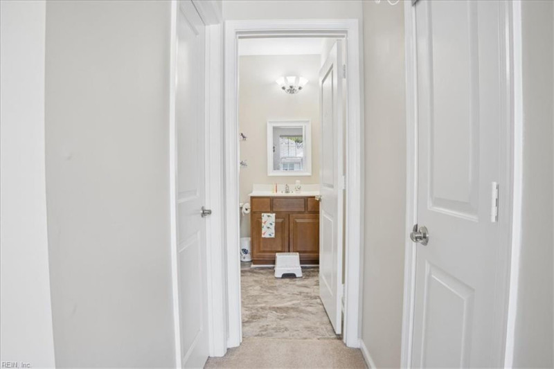 Photo 15 of 35 residential for sale in Chesapeake virginia