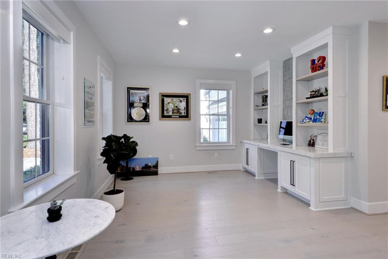 Photo 11 of 50 residential for sale in Newport News virginia