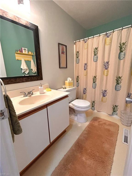 Photo 13 of 15 residential for sale in Virginia Beach virginia