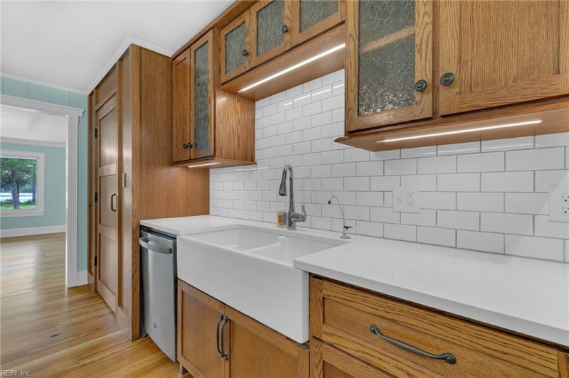 Photo 18 of 50 residential for sale in Mathews County virginia