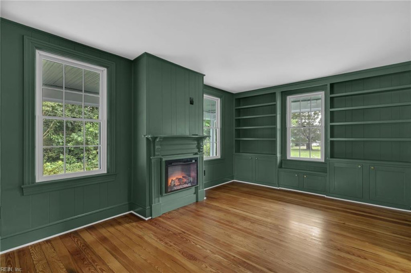 Photo 27 of 50 residential for sale in Mathews County virginia