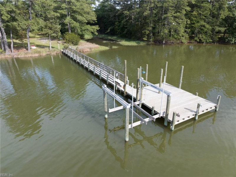 Photo 9 of 50 residential for sale in Mathews County virginia