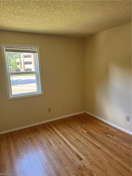 Photo 31 of 39 residential for sale in Norfolk virginia Photo 31 of 39 residential for sale in Norfolk virginia
