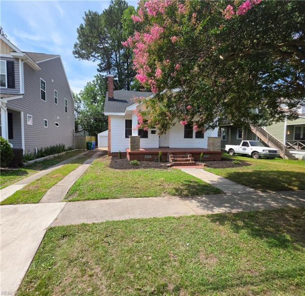 Photo 17 of 21 residential for sale in Norfolk virginia