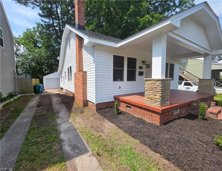 Photo 18 of 21 residential for sale in Norfolk virginia
