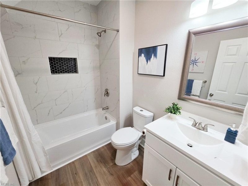 Photo 9 of 21 residential for sale in Norfolk virginia
