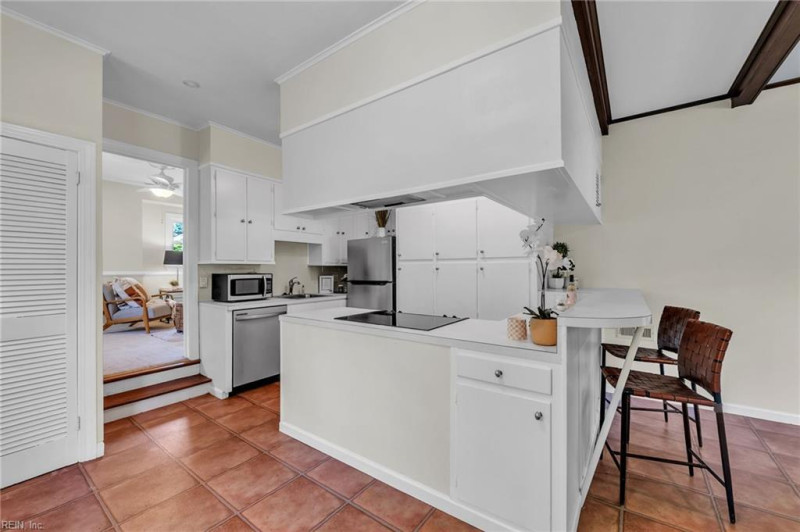 Photo 16 of 50 residential for sale in Newport News virginia