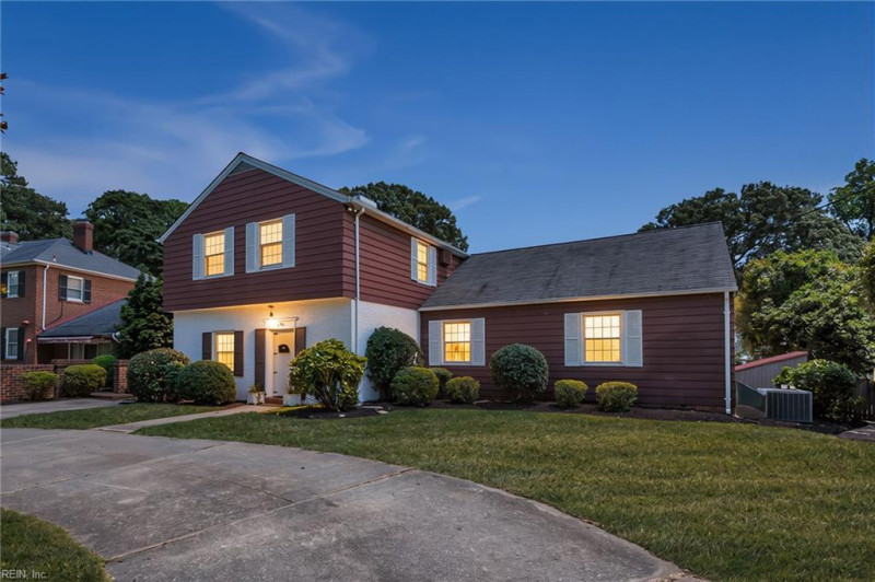 Photo 9 of 50 residential for sale in Newport News virginia
