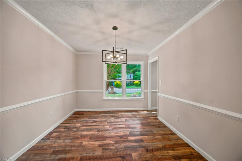 Photo 16 of 35 residential for sale in Hampton virginia