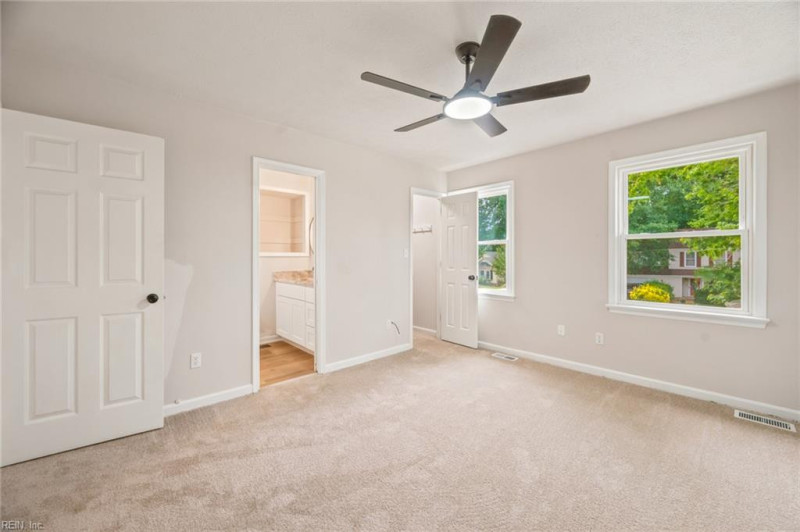 Photo 27 of 35 residential for sale in Hampton virginia